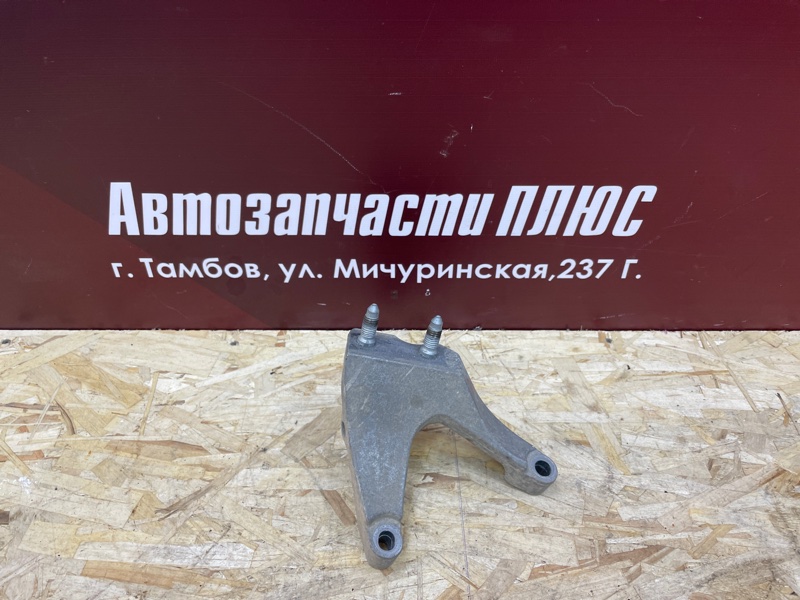 Кронштейн кпп