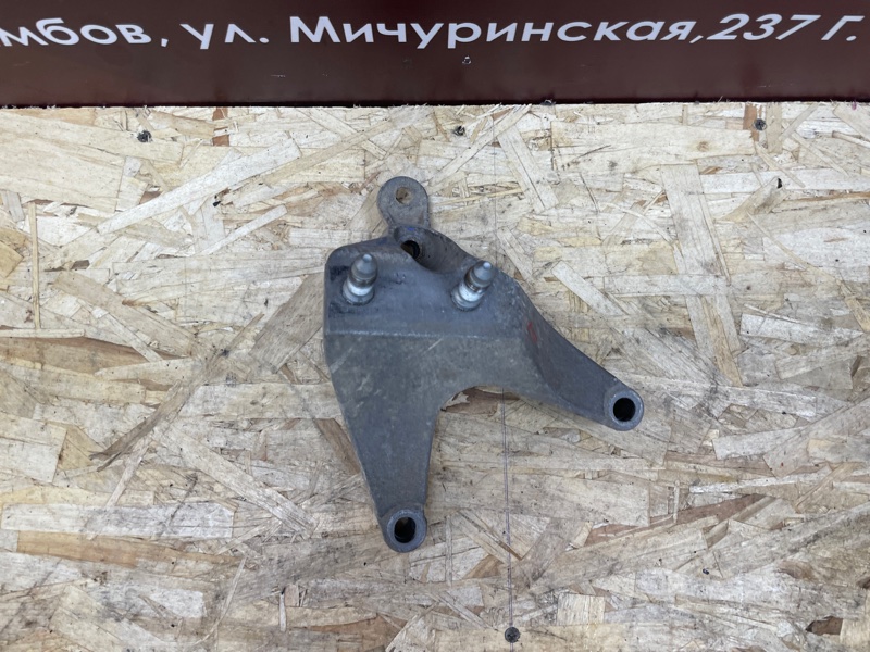 Кронштейн кпп