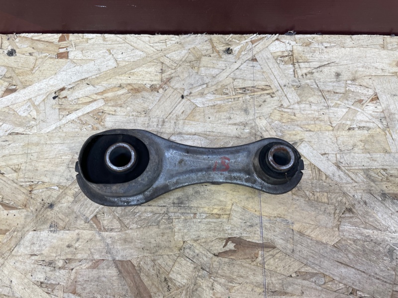 Опора двигателя