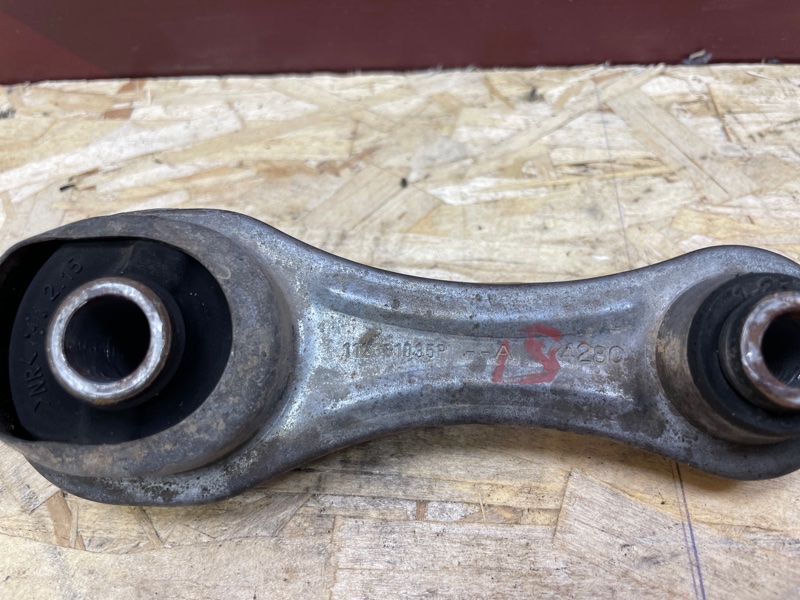 Опора двигателя