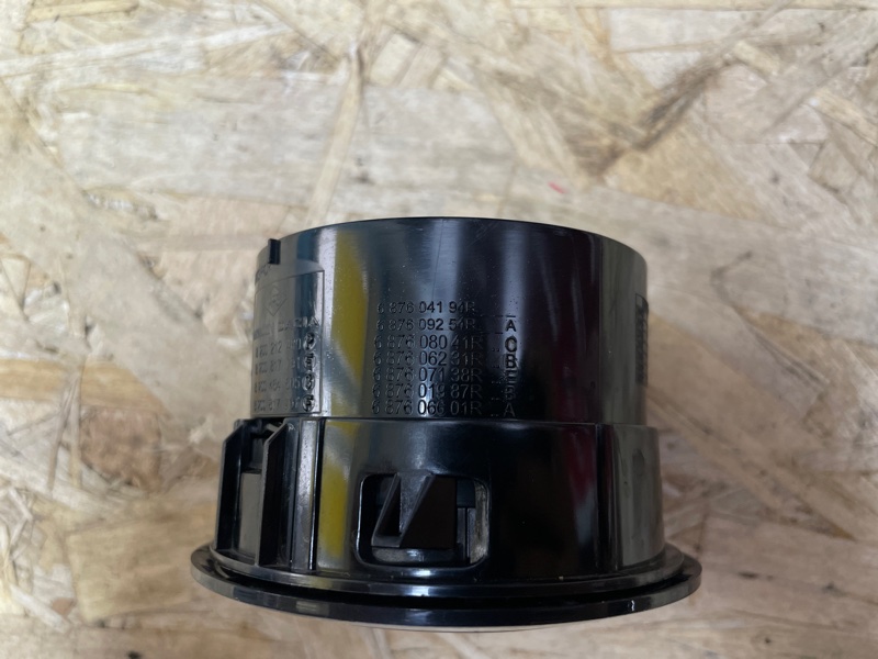 Воздушный дефлектор салона