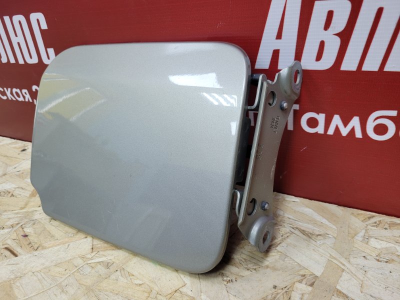 Лючок бензобака