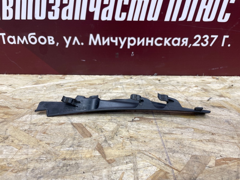 Накладка жабо