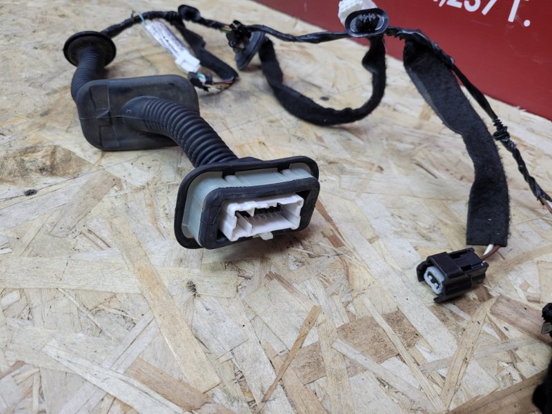 Проводка      двери