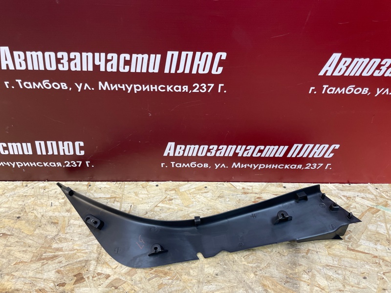 Обшивка стойки