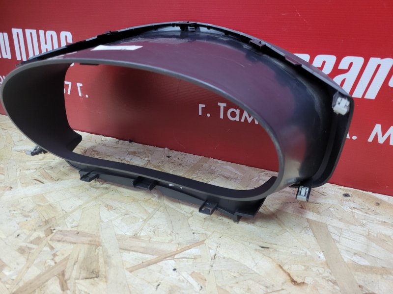 Козырек щитка приборов