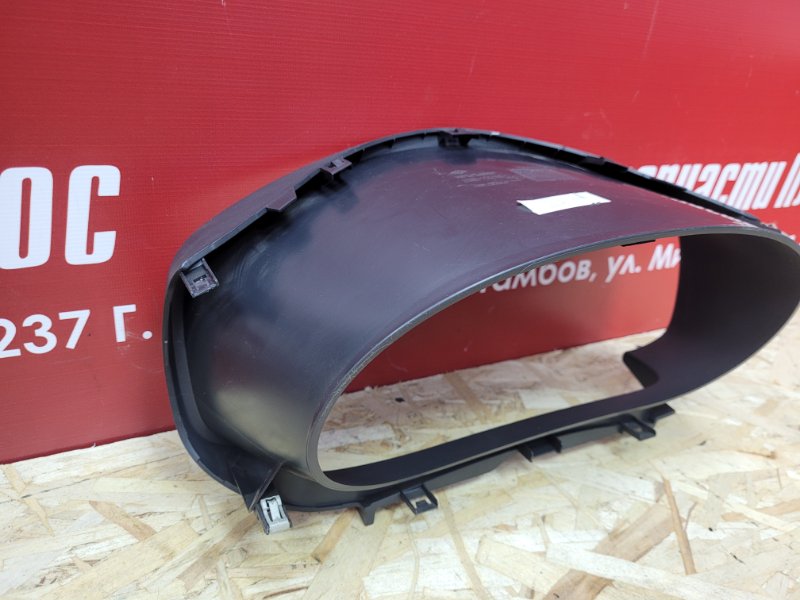 Козырек щитка приборов