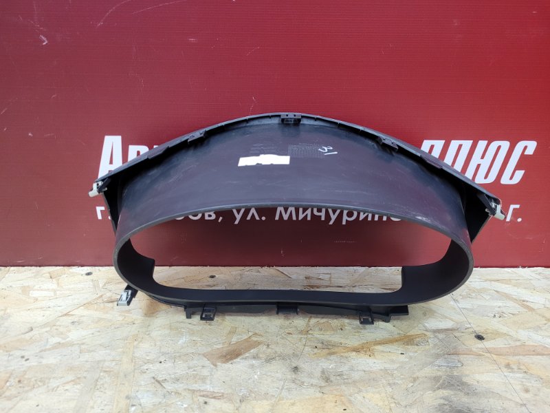 Козырек щитка приборов