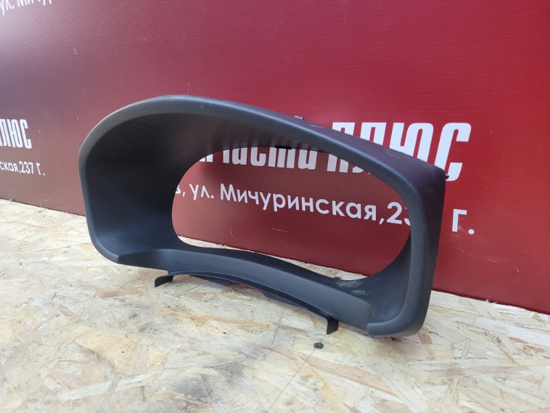 Козырек щитка приборов