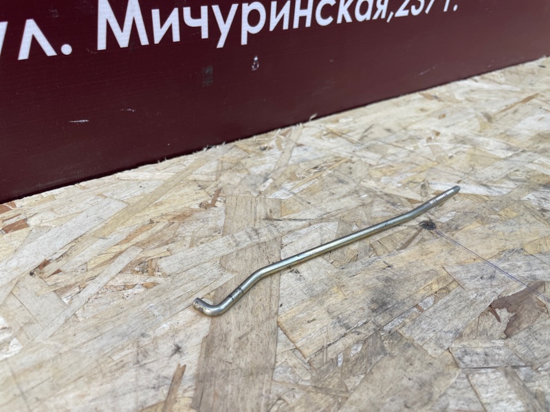 Тяга замка двери