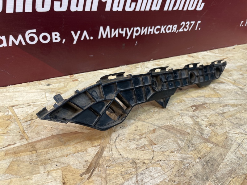 Кронштейн бампера