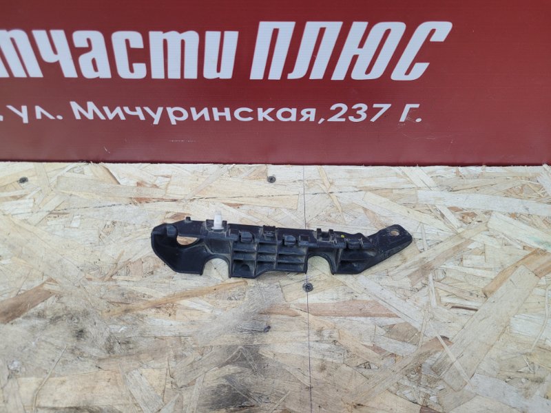 Кронштейн бампера