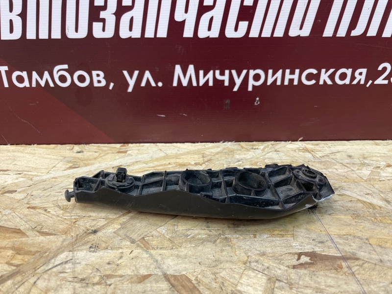 Кронштейн бампера