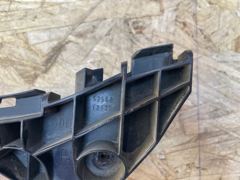 Кронштейн бампера