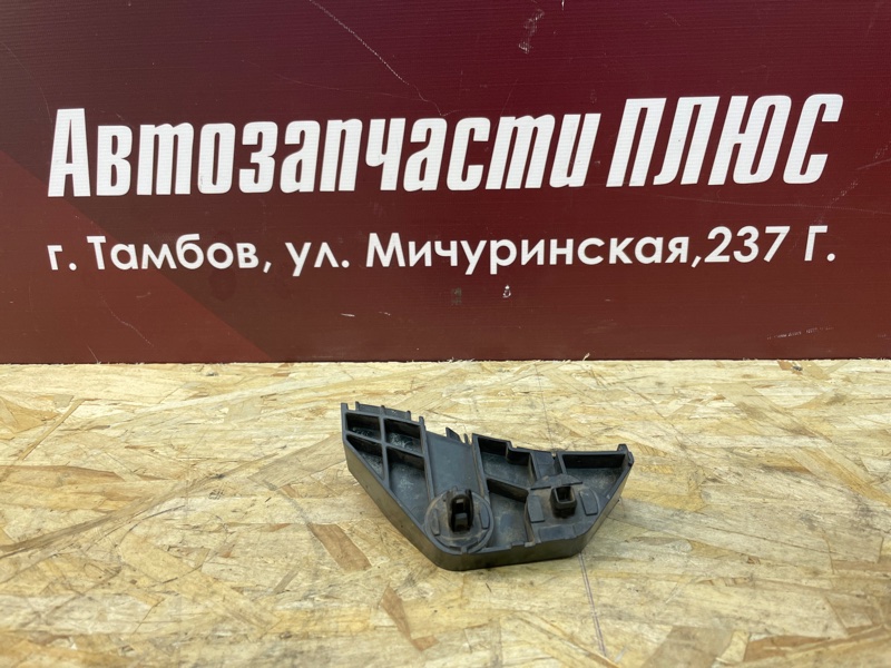 Кронштейн бампера