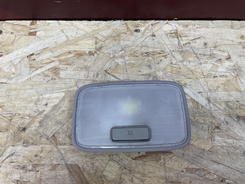 плафон освещения салона