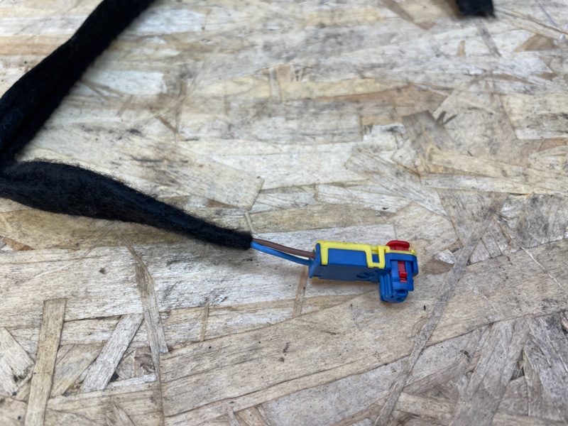 Проводка бардачка