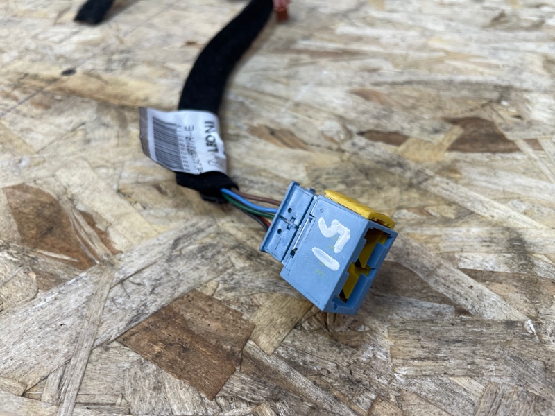 Проводка бардачка