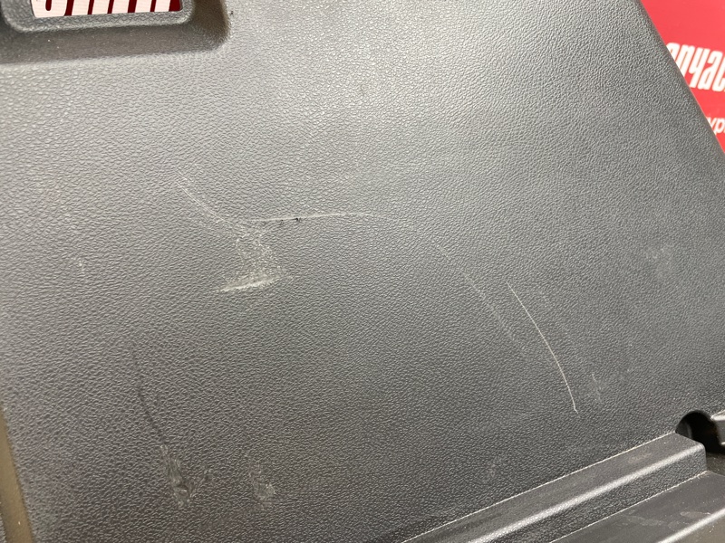 Обшивка багажника