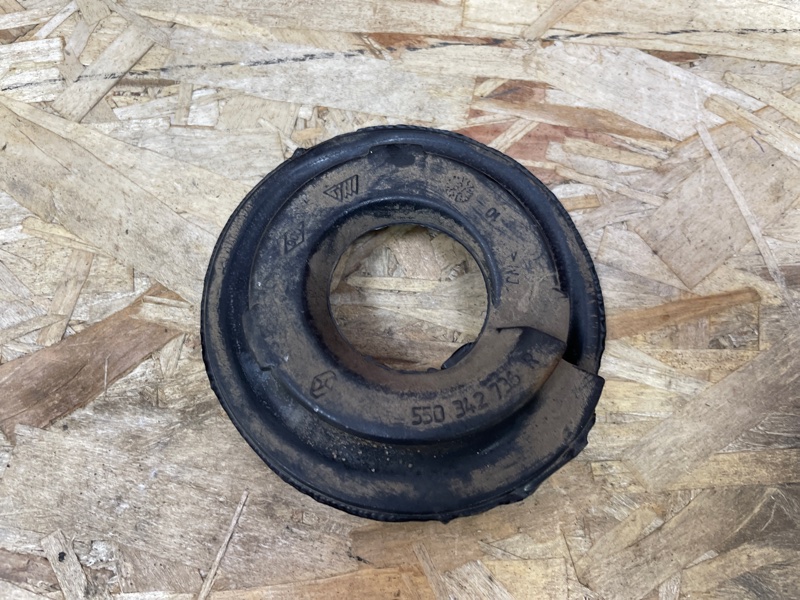 Верхняя опора    пружины