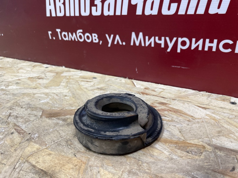 Верхняя опора    пружины