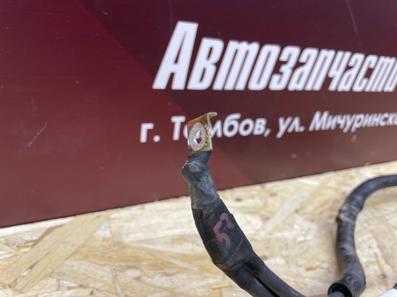 Клемма аккумулятора (минусовая)