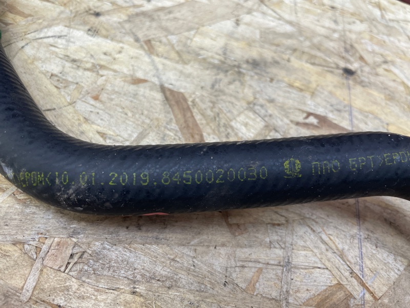 Патрубок радиатора