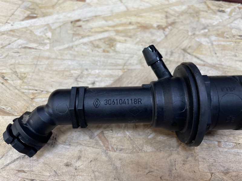 Главный цилиндр сцепления