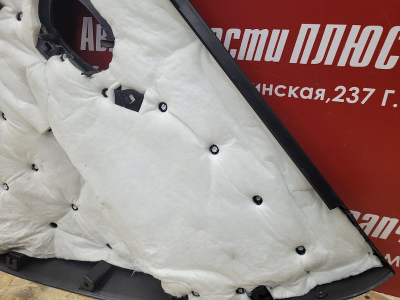 Обшивка боковой двери