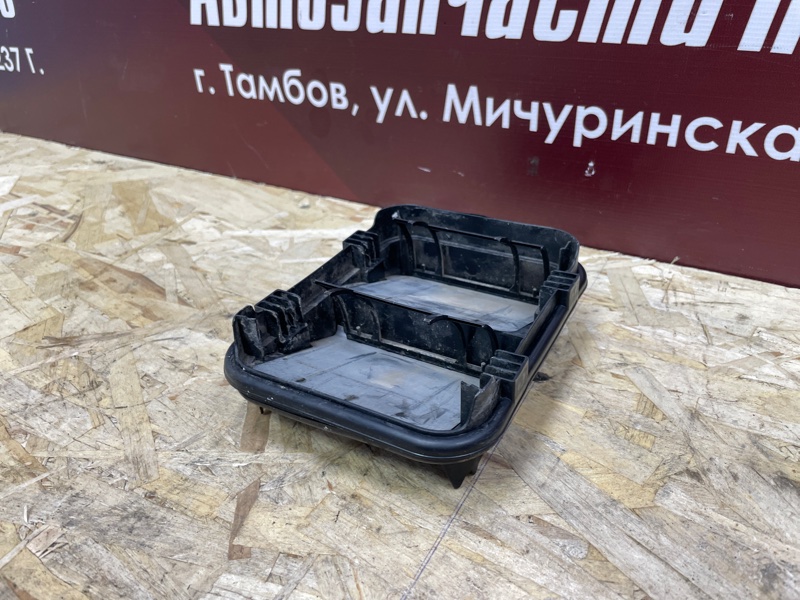 Клапан вентиляции салона