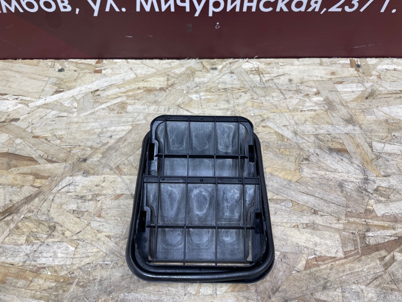 Клапан вентиляции салона