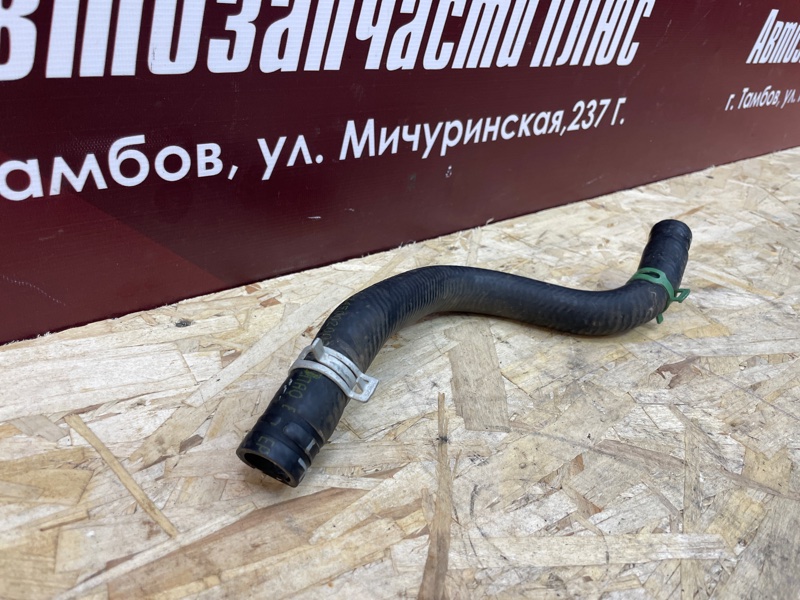 Патрубок отопителя