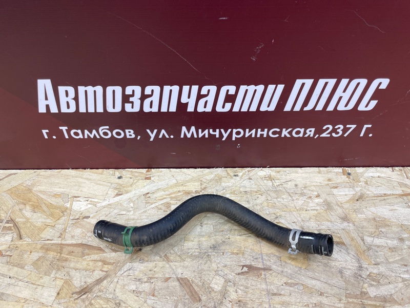 Патрубок отопителя