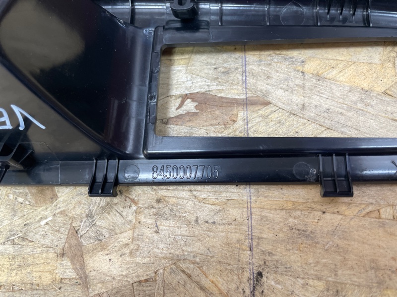 Внутренняя ручка     двери