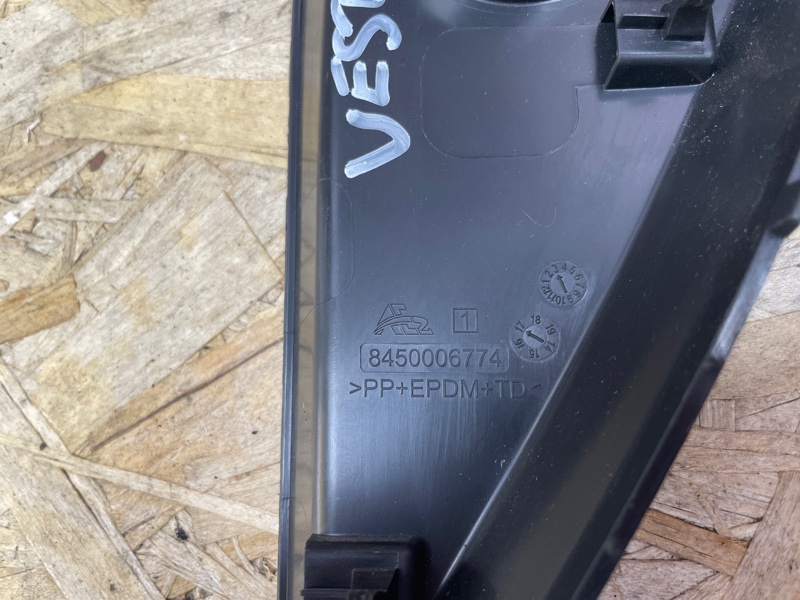 Накладка торпедо