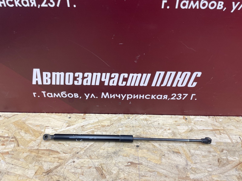 Амортизатор багажника