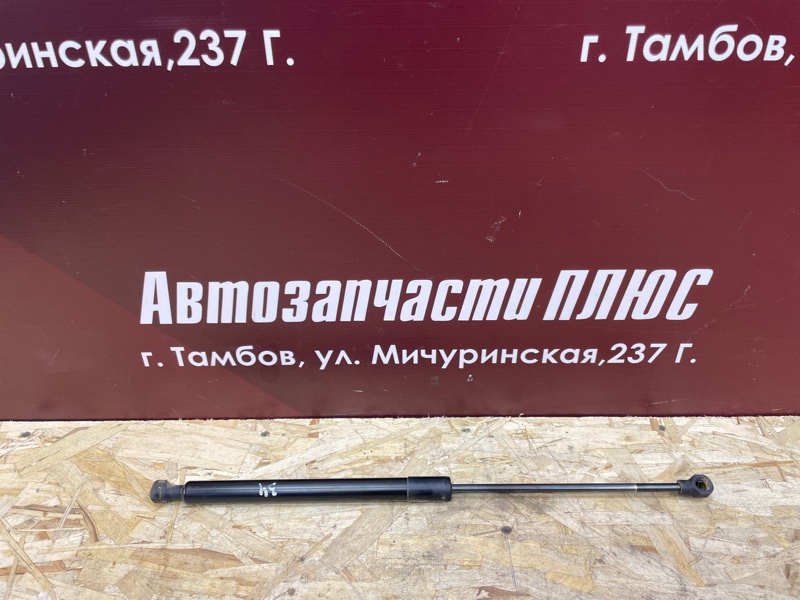 Амортизатор багажника