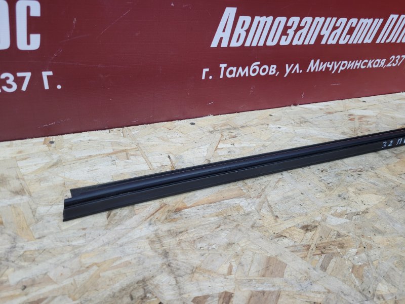 Уплотнитель стекла двери внутренний