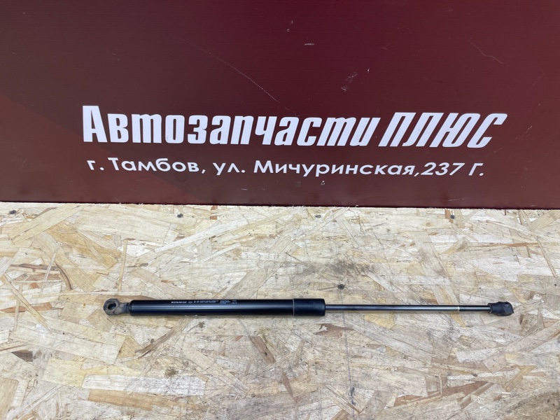 Амортизатор багажника