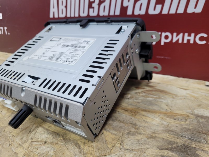 Магнитола штатная