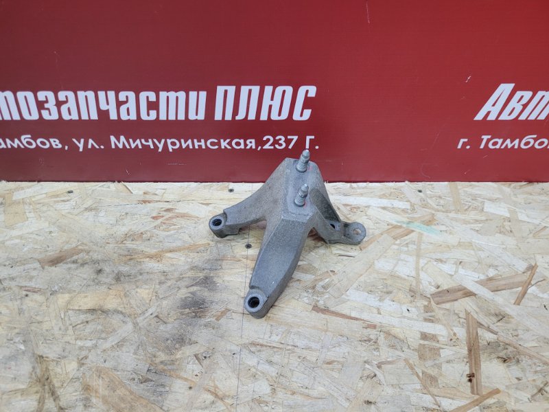 Кронштейн кпп