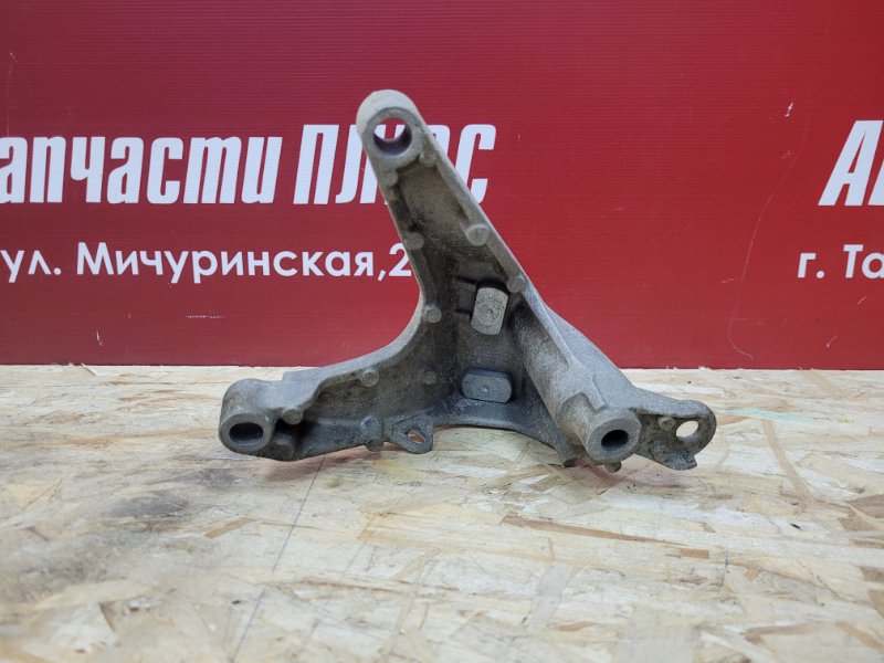 Кронштейн кпп