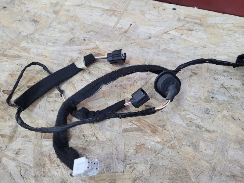 Проводка двери