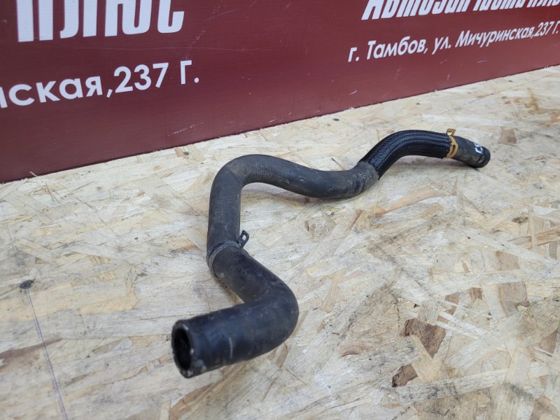 Патрубок отопителя