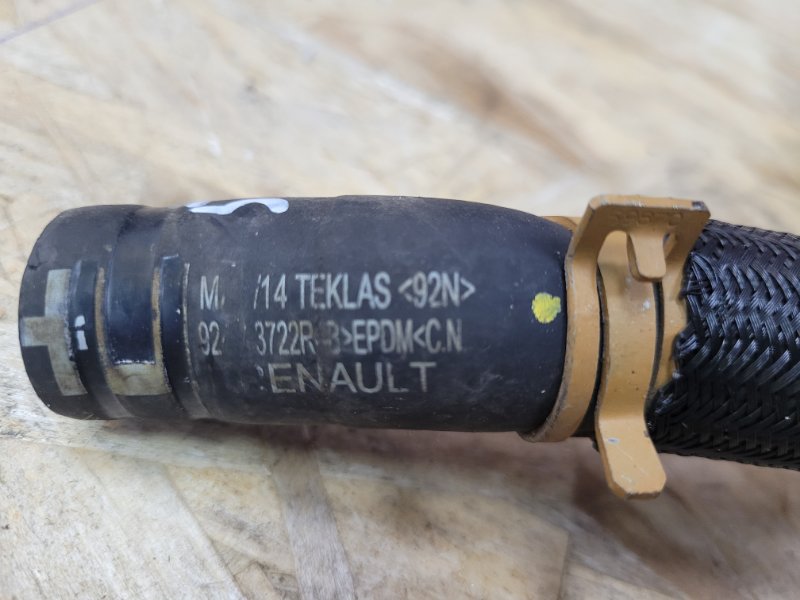 Патрубок отопителя