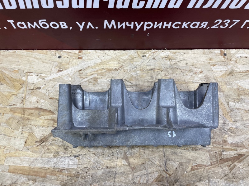 Кронштейн впускного коллектора