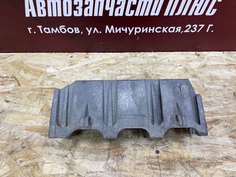 Кронштейн впускного коллектора