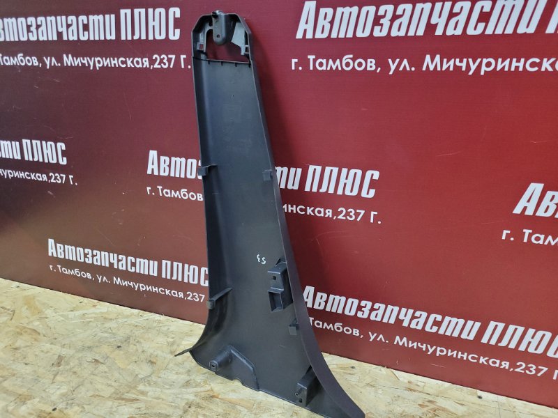 Обшивка средней стойки