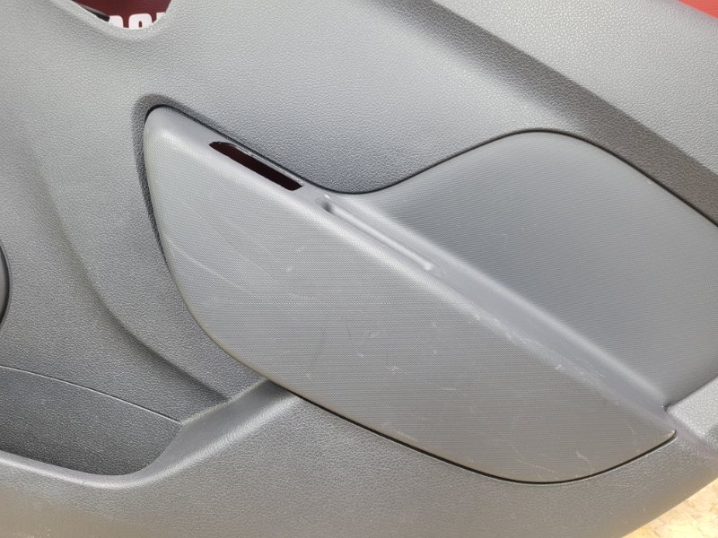 Обшивка боковой двери