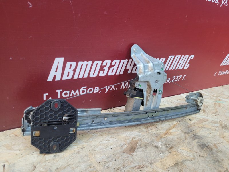 Стеклоподъемник    двери